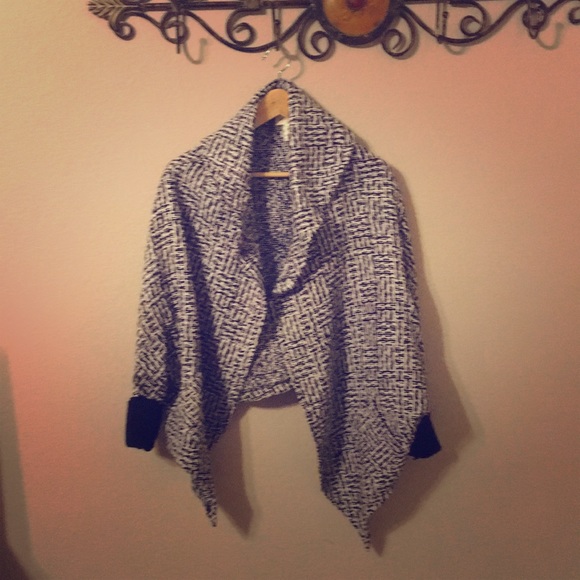 Cute boutique jacket. Medium - Picture 1 of 3